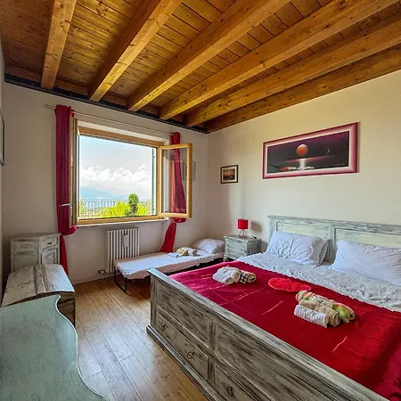 Villa A Schiera Con Vista San Zeno di Montagna